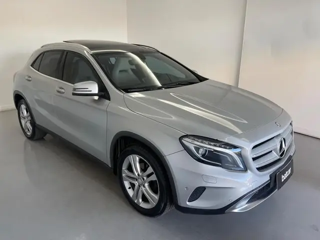 Carro Mercedes-Benz GLA 200 2015 GLA 200 1.6 Vision