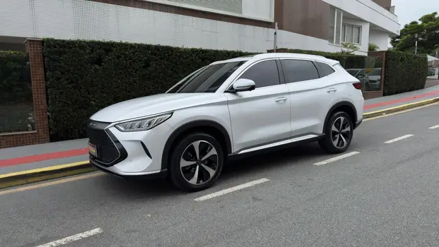 Carro BYD Song Plus 2024 (Híbrido)