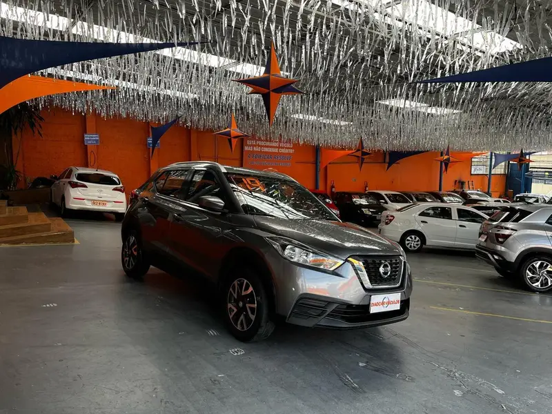 Nissan 1.6 S CVT (Flex)