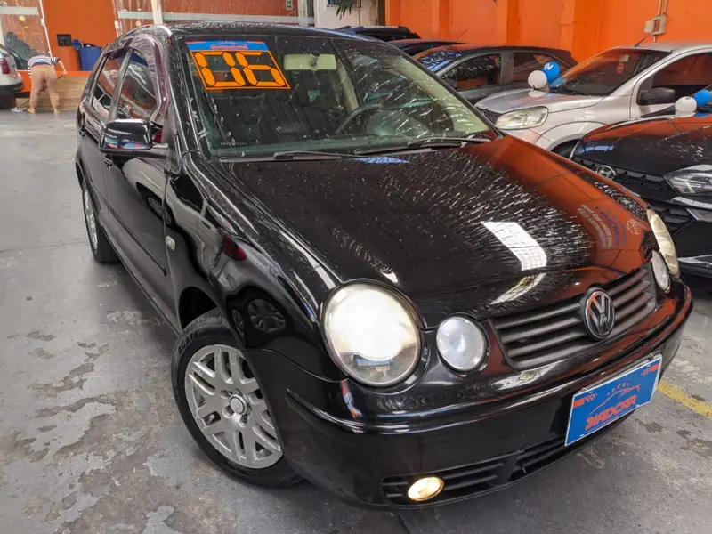 Volkswagen Hatch. Série Ouro 1.6 8V (Flex)