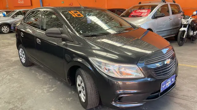 Carro Chevrolet Onix 2018 1.0 Joy SPE/4