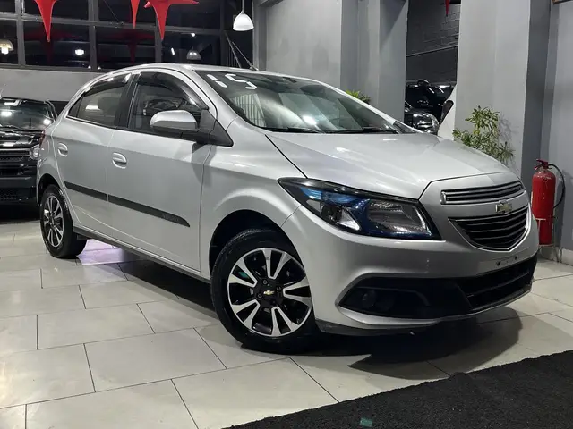 Carro Chevrolet Onix 2015 1.4 LTZ SPE/4