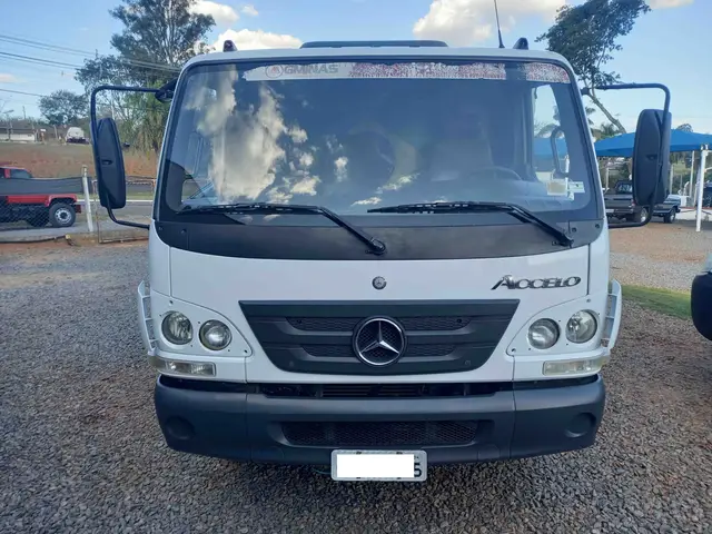 Caminhão Mercedes-Benz Accelo 2016 1016/37