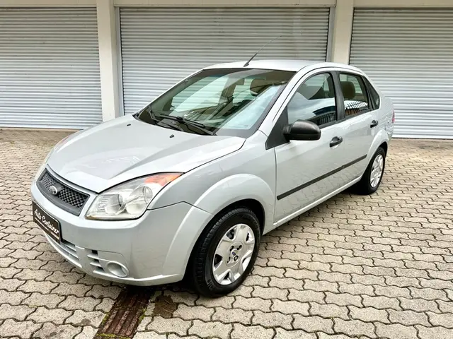 Carro Ford Fiesta Sedan 2009 1.0 (Flex)