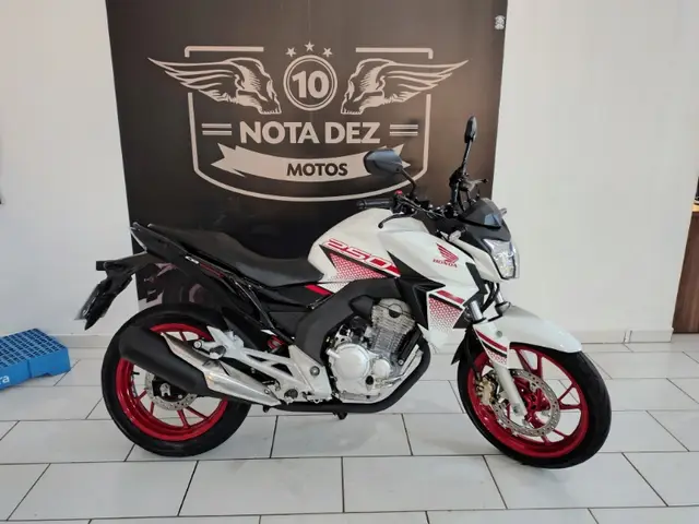Moto Honda CB 250F Twister 2022 (CBS)
