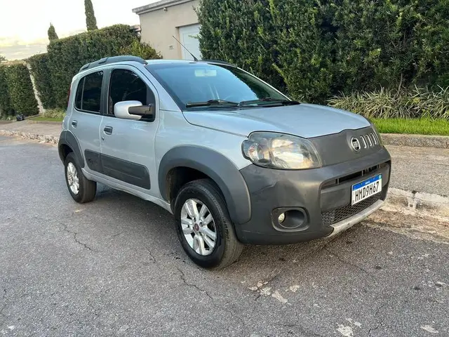 Carro Fiat Uno 2012 Attractive 1.4 8V (Flex) 2p