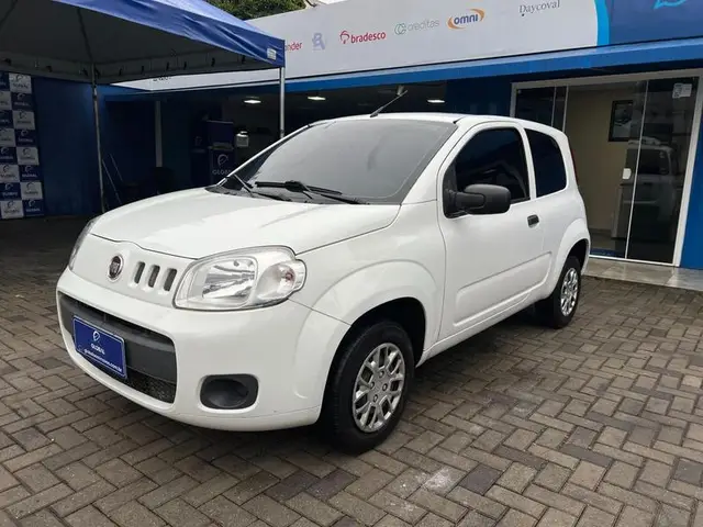 Carro Fiat Uno 2014 Vivace 1.0 8V (Flex) 2p