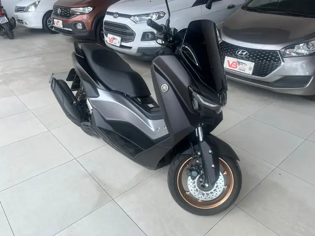 Moto Yamaha NMax 2025 Connected 160 ABS