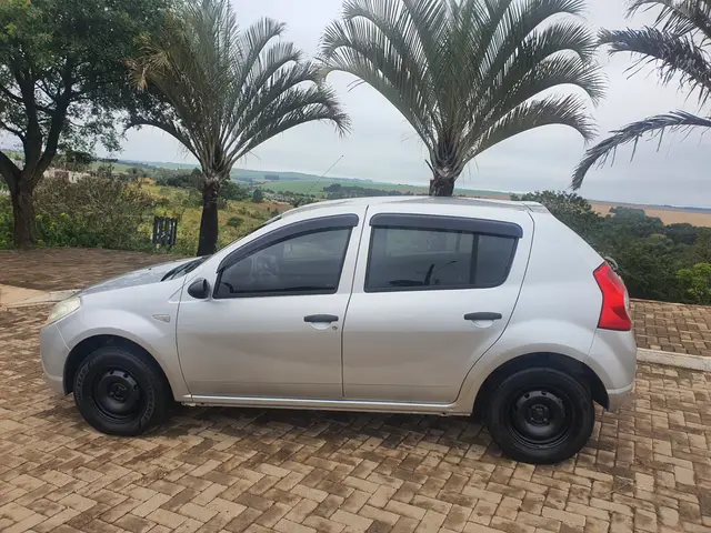 Carro Renault Sandero 2009 Authentique 1.0 16V (flex)