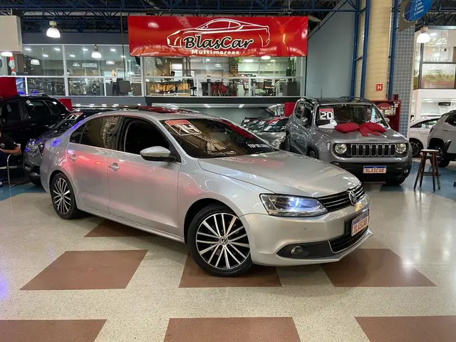 Carro Volkswagen Jetta 2014 2.0 TSI Highline DSG
