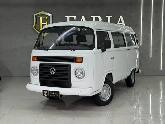 Carro Volkswagen Kombi 2013 Standard 1.4 (Flex)
