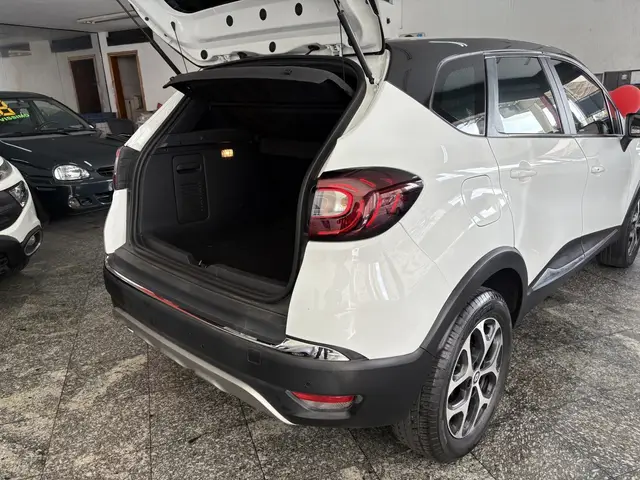 Carro Renault Captur 2020 Intense 1.6 16v SCe CVT (Flex)