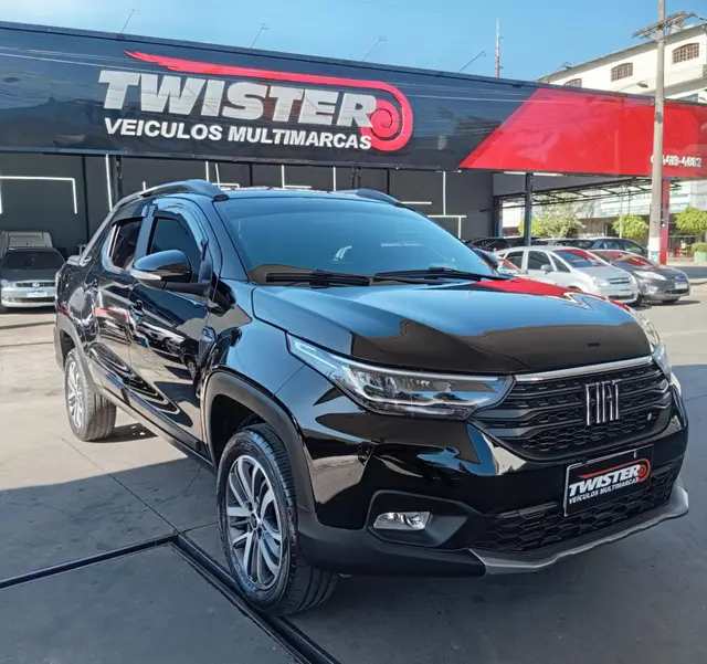 Carro Fiat Strada 2025 Volcano 1.3 Flex 8V CD Aut.
