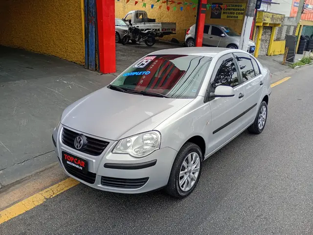 Carro Volkswagen Polo Sedan 2009 1.6 8V (Flex)