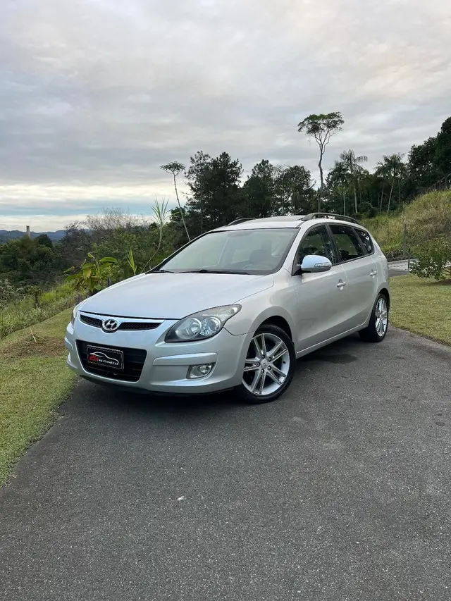 Carro Hyundai i30 CW 2012 2.0i GLS (Aut)