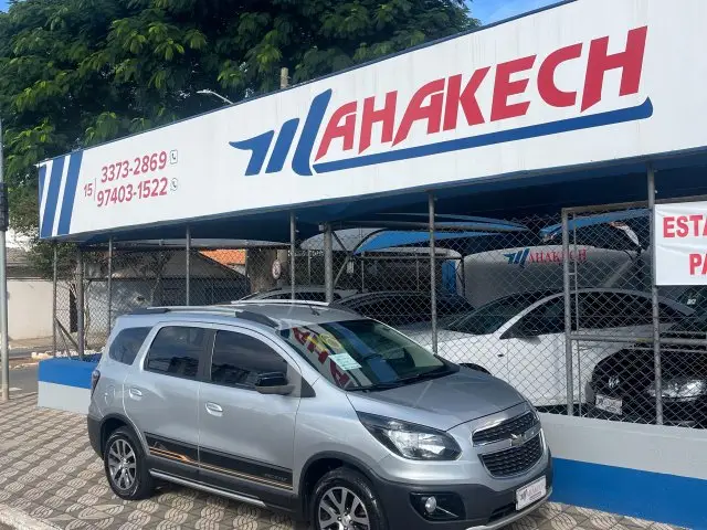 Carro Chevrolet Spin 2016 Activ 1.8 (Flex)