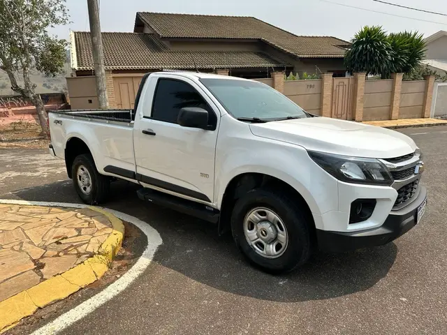 Carro Chevrolet S10 Cabine Dupla 2021 S10 2.8 CTDI LS 4WD (Cabine Dupla)
