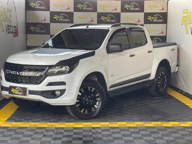 Carro Chevrolet S10 Cabine Dupla 2020 S10 2.8 CTDI LS 4WD (Cabine Dupla)