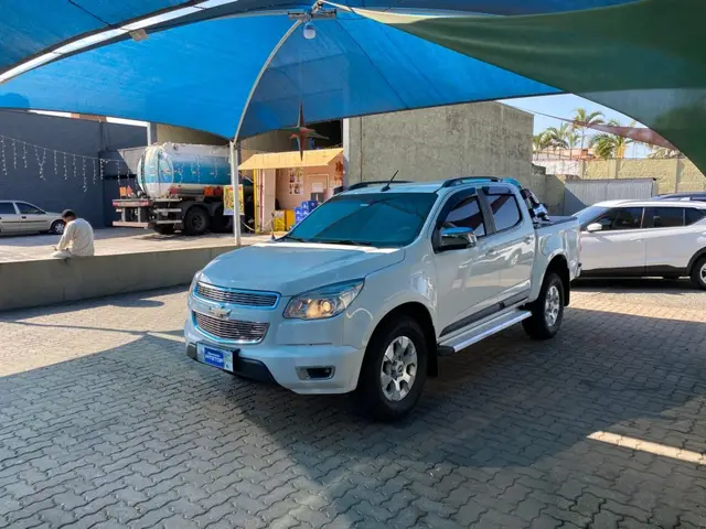 Carro Chevrolet S10 Cabine Dupla 2014 S10 LTZ 2.4 4x2 (Cab Dupla) (Flex)