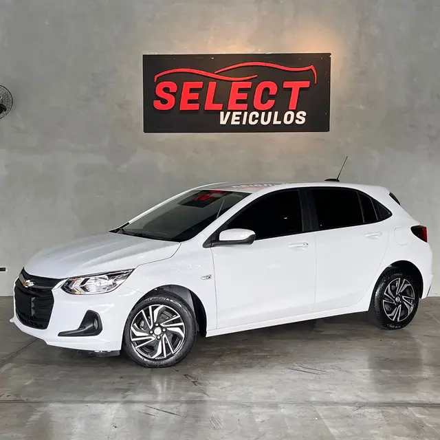 Carro Chevrolet Onix 2024 LT 1.0