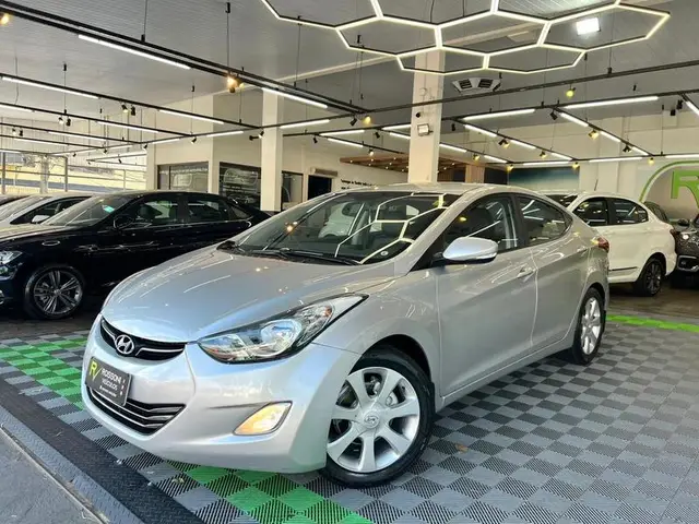 Carro Hyundai Elantra 2012 GLS 2.0 Flex (Aut.)
