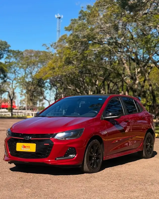 Carro Chevrolet Onix 2023 RS 1.0 Turbo (Aut.)