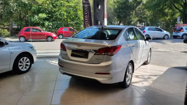 Carro Hyundai HB20S 2017 1.6 Comfort Plus (Aut) (Flex)