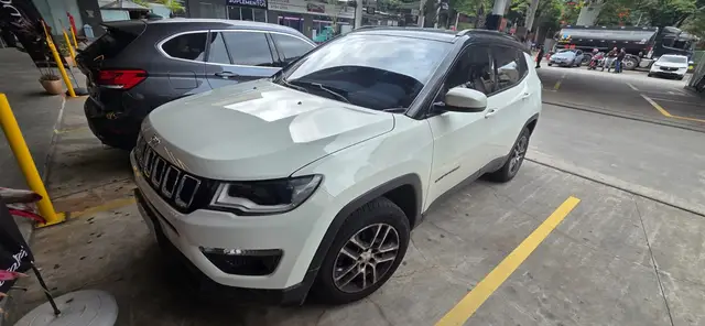 Carro Jeep Compass 2019 2.0 Sport 4x2 (Aut) (Flex)