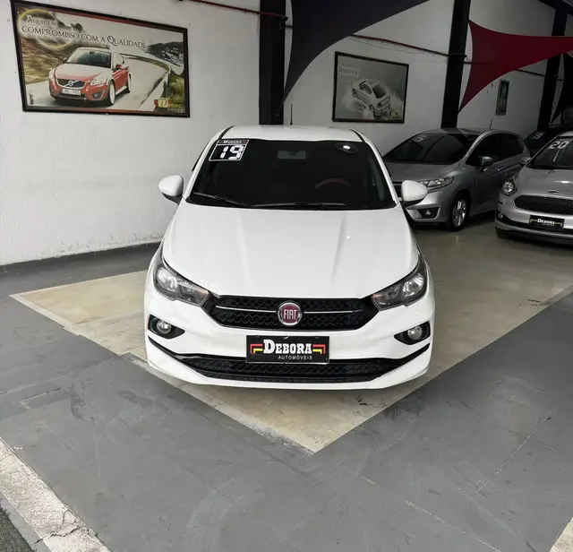 Carro Fiat Cronos 2019 1.3 Drive Firefly (Flex)