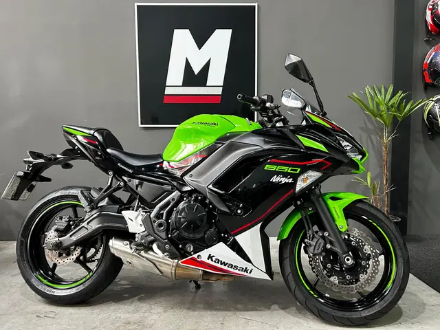 Moto Kawasaki Ninja 2022 650R (ABS)