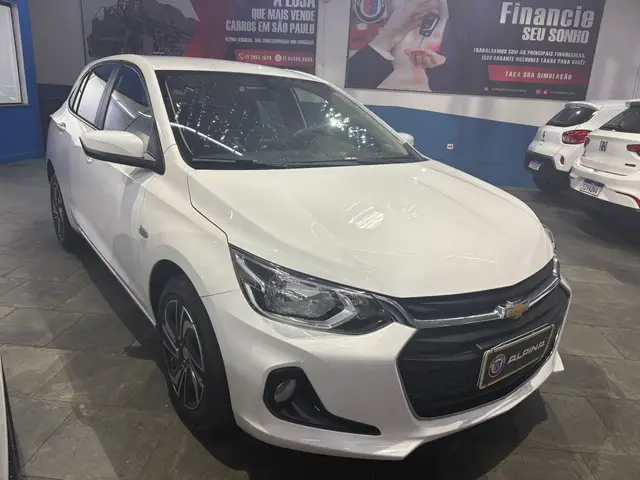 Carro Chevrolet Onix 2024 LT 1.0