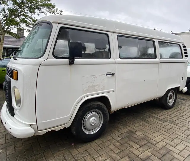 Carro Volkswagen Kombi Furgão 2011 Kombi Furgao 1.4 (Flex)