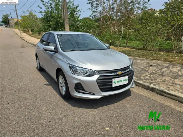 Carro Chevrolet Onix 2023 LT 1.0 Turbo