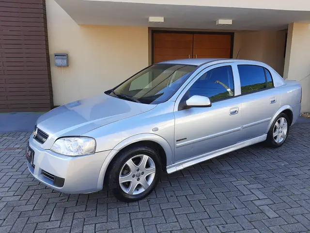 Carro Chevrolet Astra Sedan 2007 Advantage 2.0 (Flex)