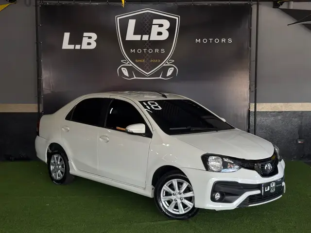 Carro Toyota Etios Sedan 2018 XLS 1.5 (Aut) (Flex)