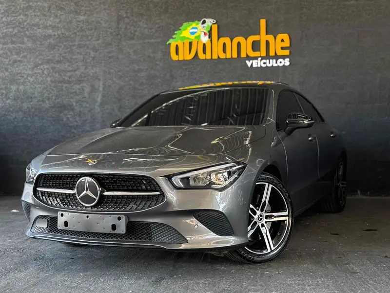 Mercedes-Benz CLA 250 2.0 CGI Gasolina 4MATIC (Aut)
