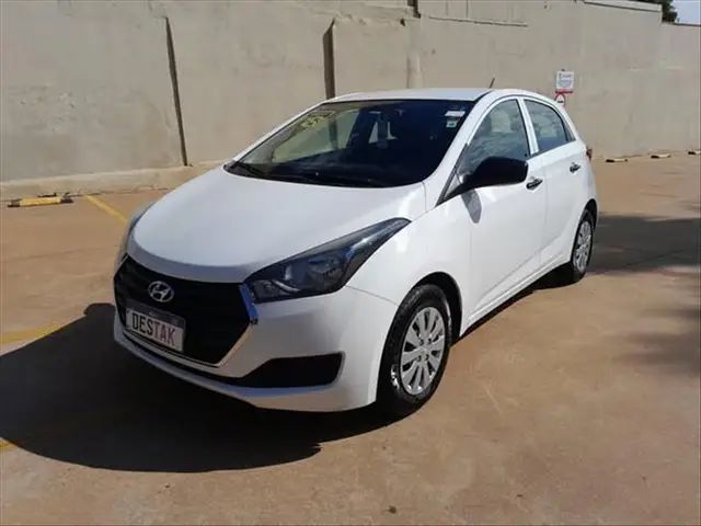 Carro Hyundai HB20S 2018 1.0 Comfort Plus (Flex)