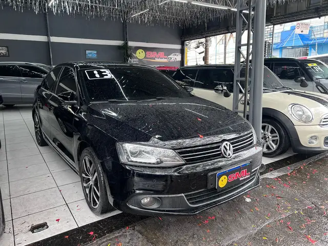 Carro Volkswagen Jetta 2013 2.0 TSI Highline DSG