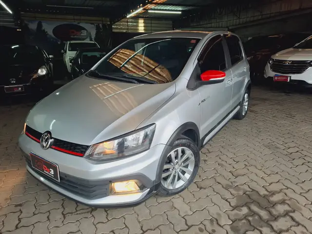 Carro Volkswagen Fox 2016 1.6 16v MSI Pepper (Flex)