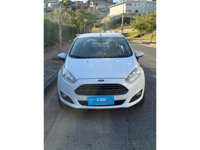 Carro Ford New Fiesta Sedan 2015 1.6 SE (Flex)