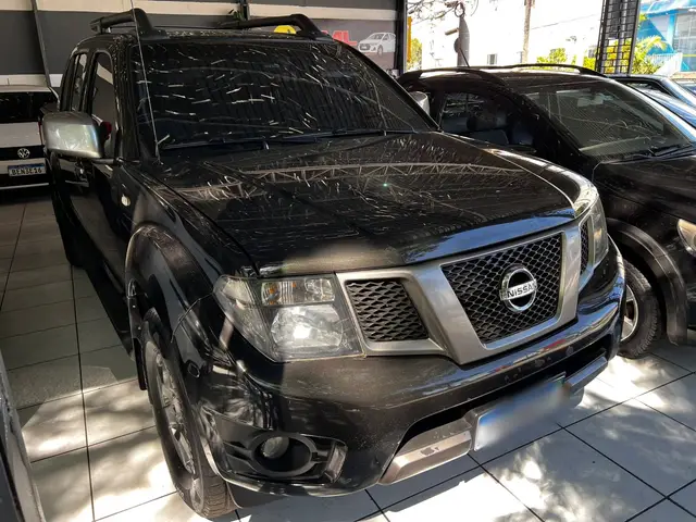 Carro Nissan Frontier 2016 2.5 TD CD 4x4 SV Attack (Aut)