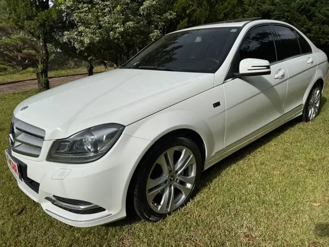 Carro Mercedes-Benz C 200  2013 Avantgarde 1.8 CGI Turbo