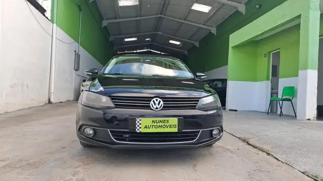 Carro Volkswagen Jetta 2014 2.0 Comfortline (Flex)