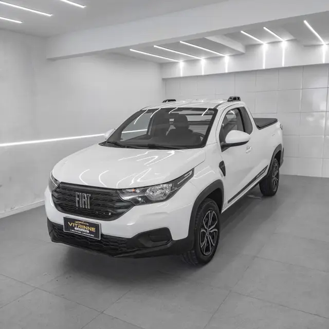 Carro Fiat Strada 2023 Endurance 1.4 Cabine Plus (Flex)