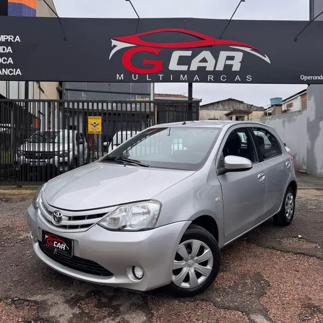 Carro Toyota Etios 2014 XS 1.5 (Flex)