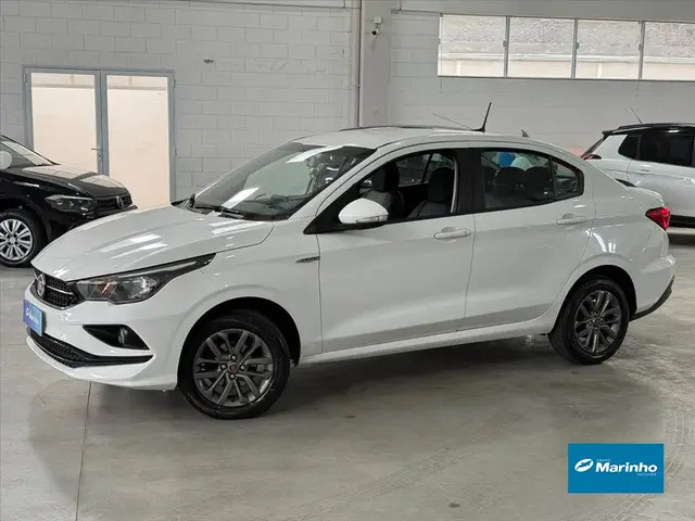 Carro Fiat Cronos 2019 1.3 Drive Firefly (Flex)
