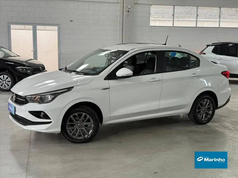 Fiat Cronos 1.3 Drive Firefly (Flex)