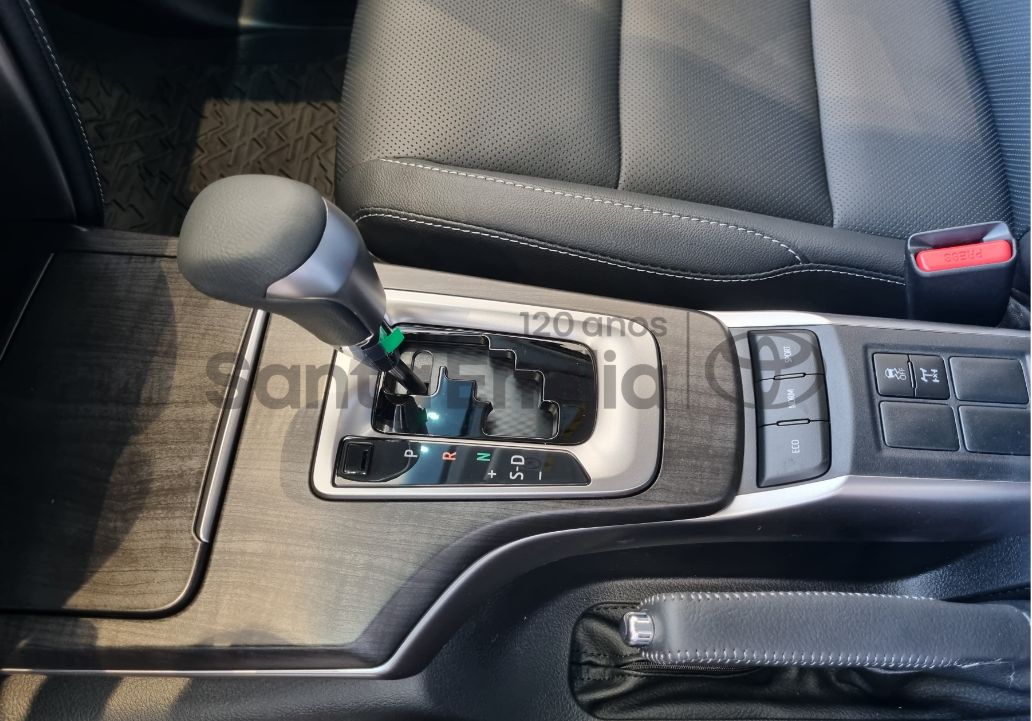 SW4 SRX Platinum 2.8 Turbodiesel 4x4 (Aut.) (7 Lugares)