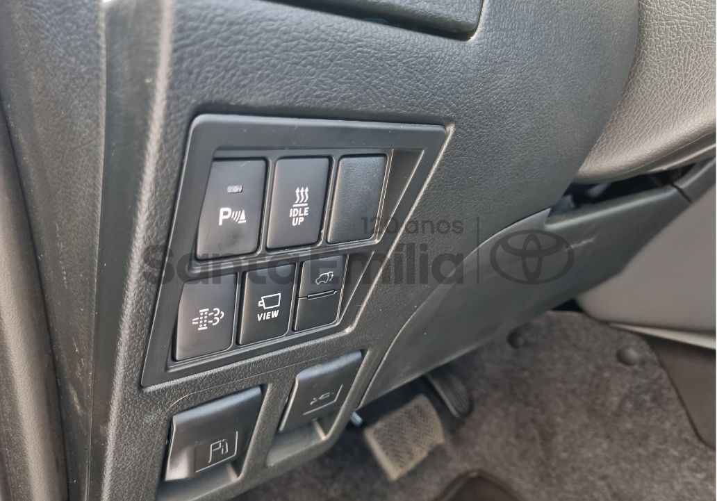 SW4 SRX Platinum 2.8 Turbodiesel 4x4 (Aut.) (7 Lugares)