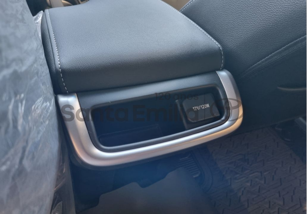 SW4 SRX Platinum 2.8 Turbodiesel 4x4 (Aut.) (7 Lugares)
